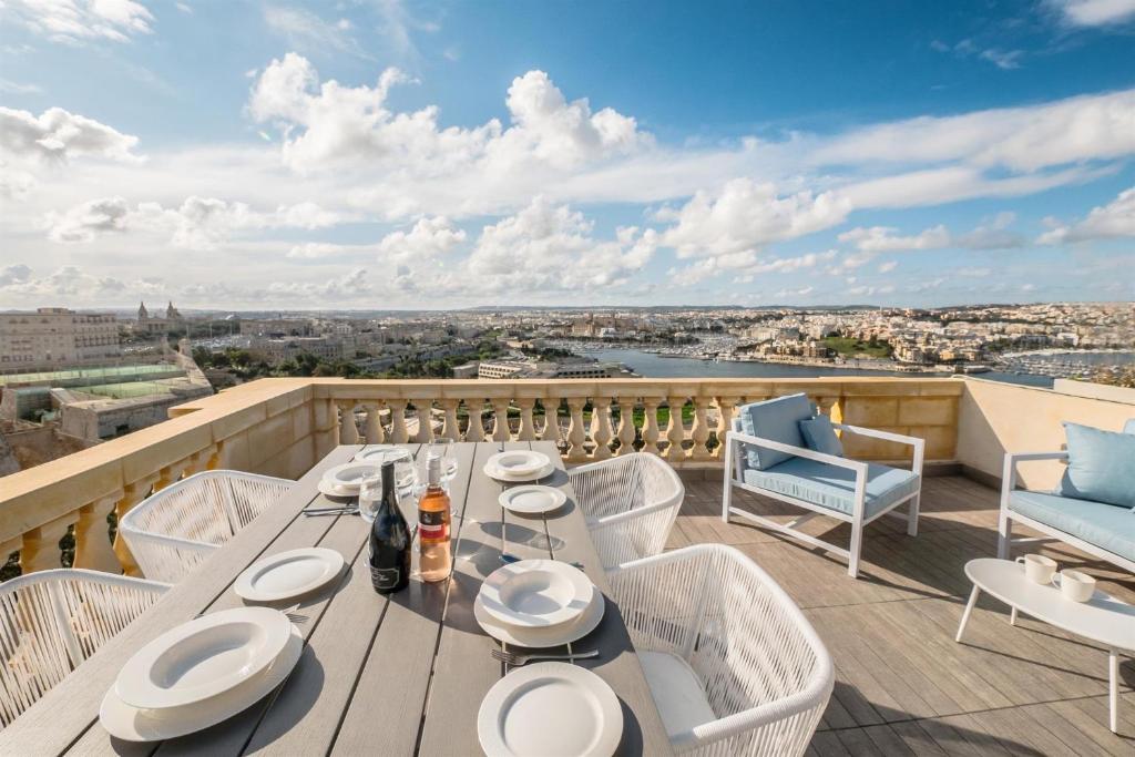 Valletta Hastings Suites room 3